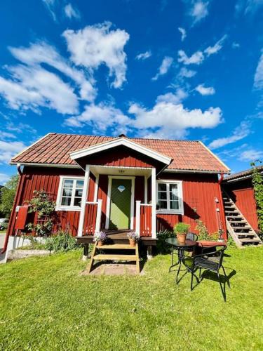 Rattvik House | Mysig stuga med sjöutsikt
