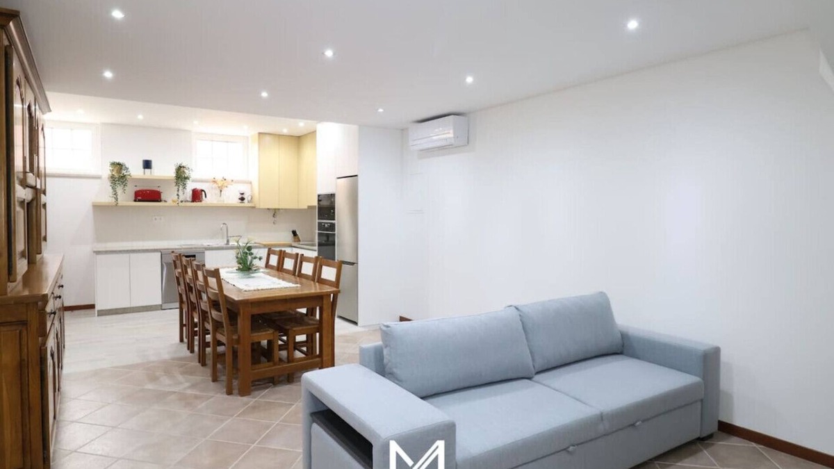 Peso da Regua Apartment | MyStay - Oliveira Douro House | Three-Bedroom Apartment