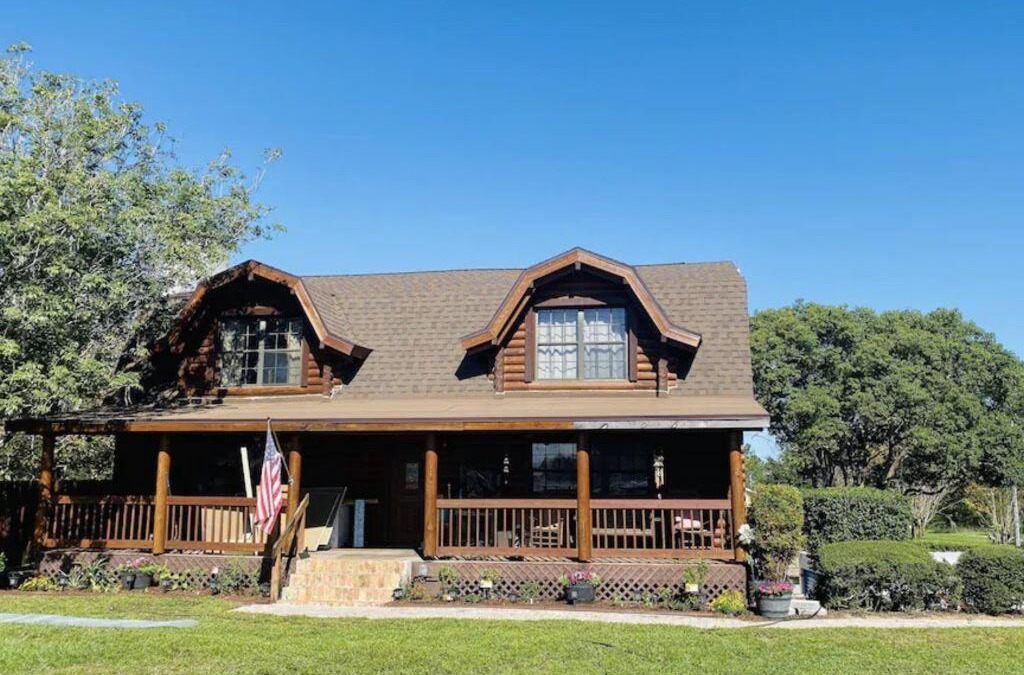 Montverde Villa | Mystic Cabin Home with pool near Orlando close to Disney