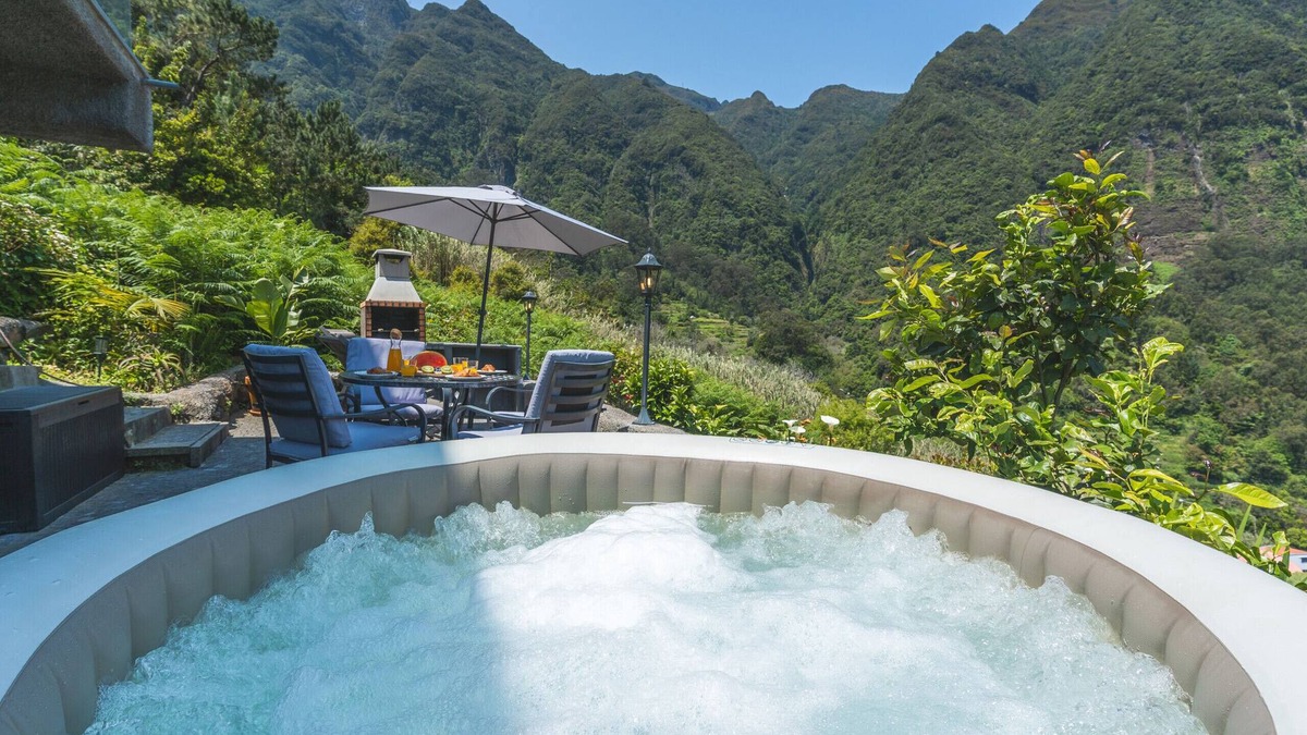 Sao Vicente Cottage | Mystic Mountain by Atlantic Holiday