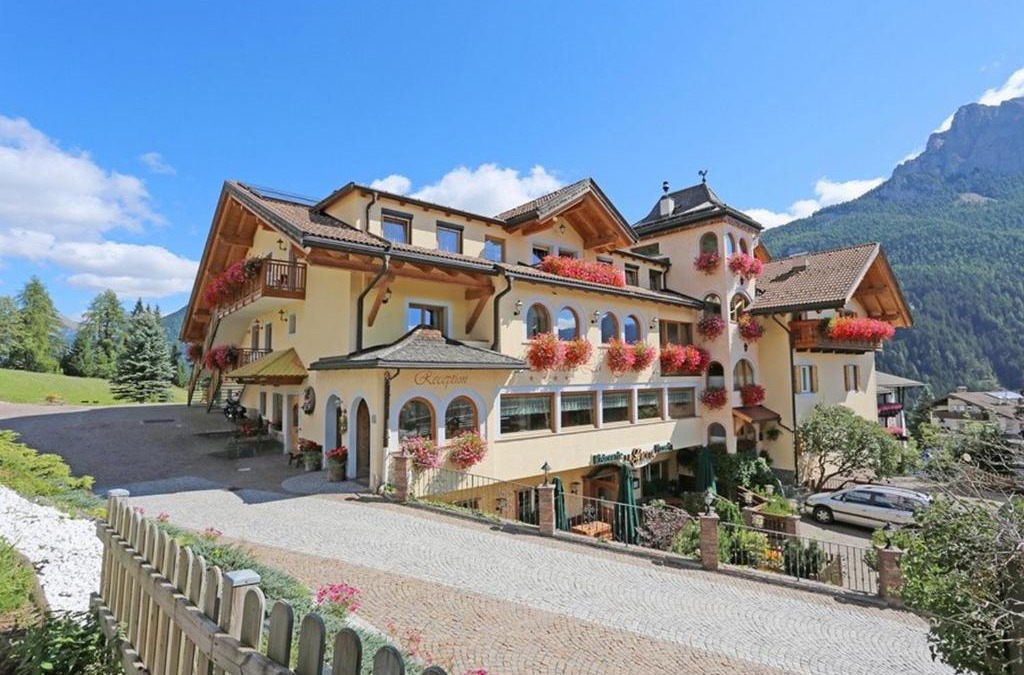 San Giovanni di Fassa Hotel | MyTime Hotels la Grotta