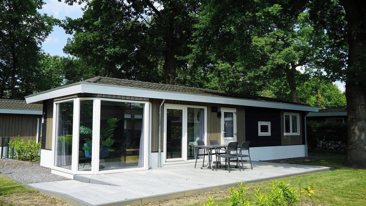 Susteren House | n/a