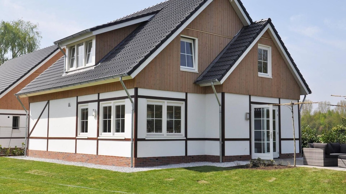 Susteren House | n/a