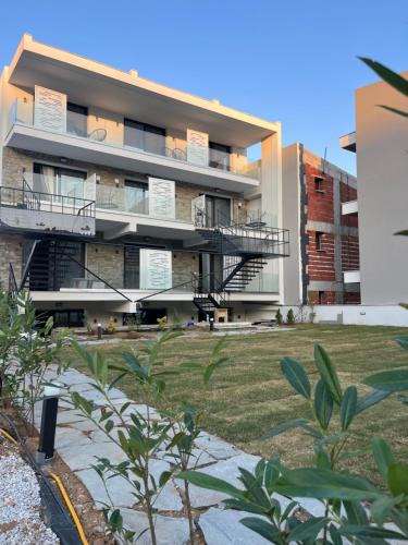 Nea Peramos Apartment | N apartments