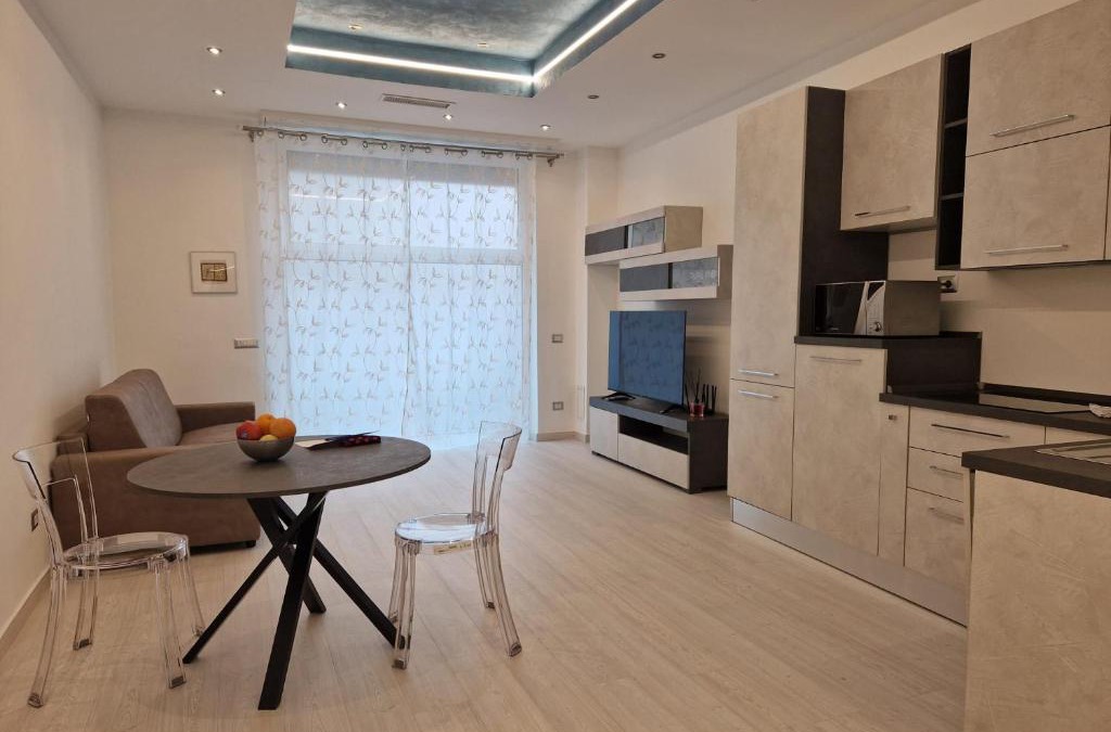 Gorla Apartment | n&ghomesweethome Van Gogh Elegante e confortevole casa vacanze