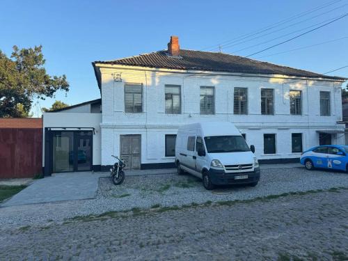 Podil Hotel | N17 Hotel
