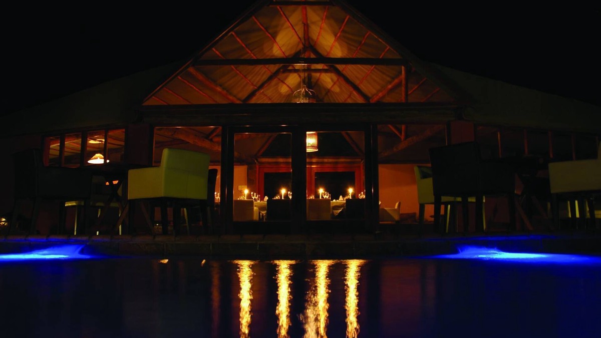 Intu Afrika Kalahari Private Reserve Cabin | Suricate Tented Lodge