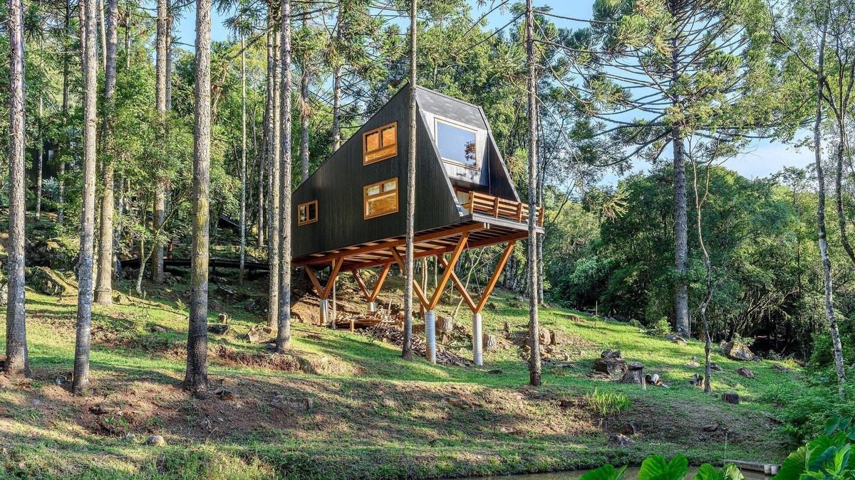 Sao Francisco de Paula Cabin | NaCarapina - Natural House