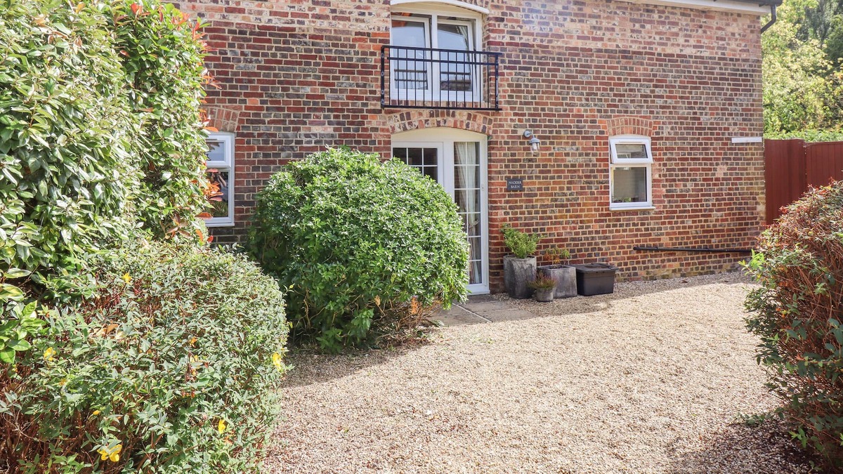Salisbury Cottage | NADDER BARN, family friendly, luxury holiday cottage in Salisbury