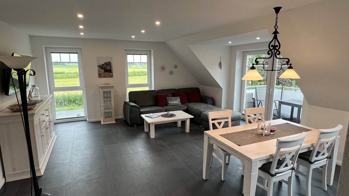 Neu Hauen Apartment | Nagelneue Hundefreundliche Obergeschosswohnung in Greetsiel!