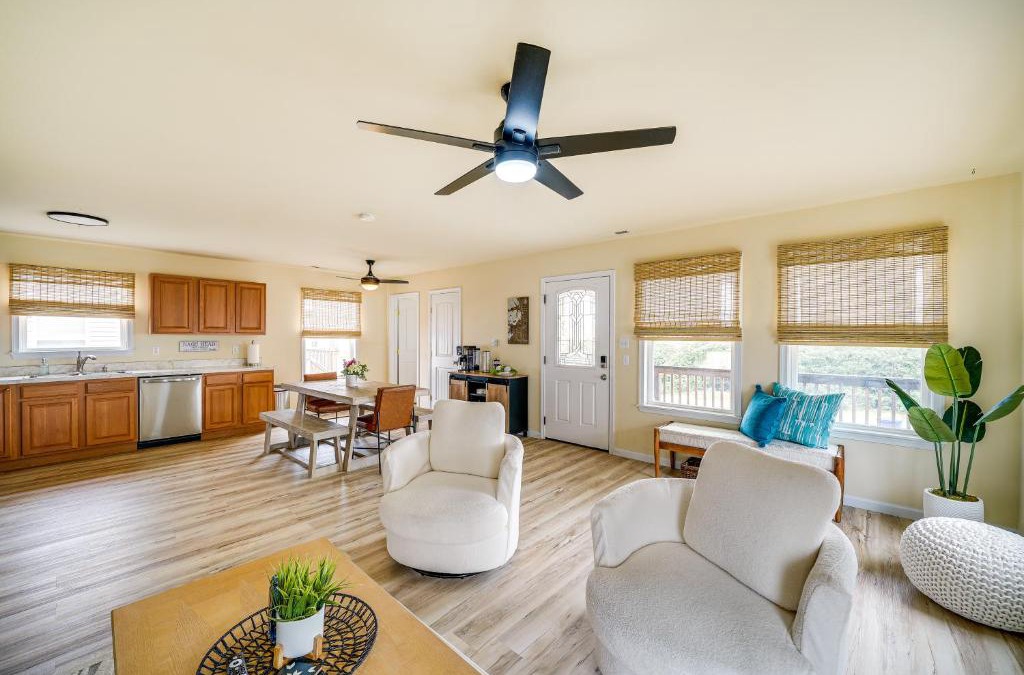 Nags Head House | Nags Head Vacation Rental with Hot Tub Near Beach!