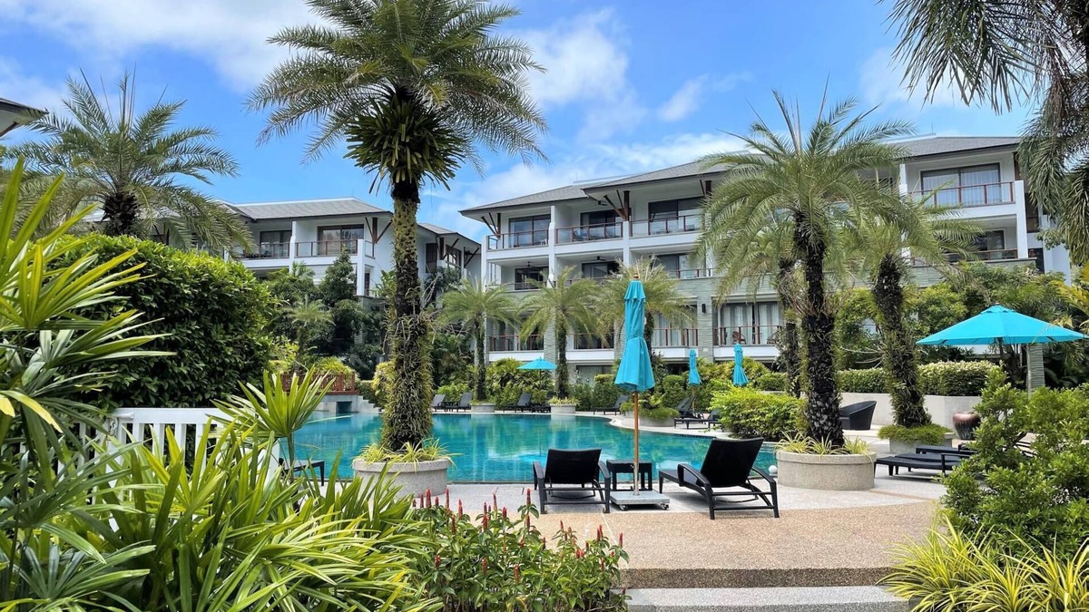 Sa Khu Apartment | Naithon beachfront apartment-pool, gym, restaurant