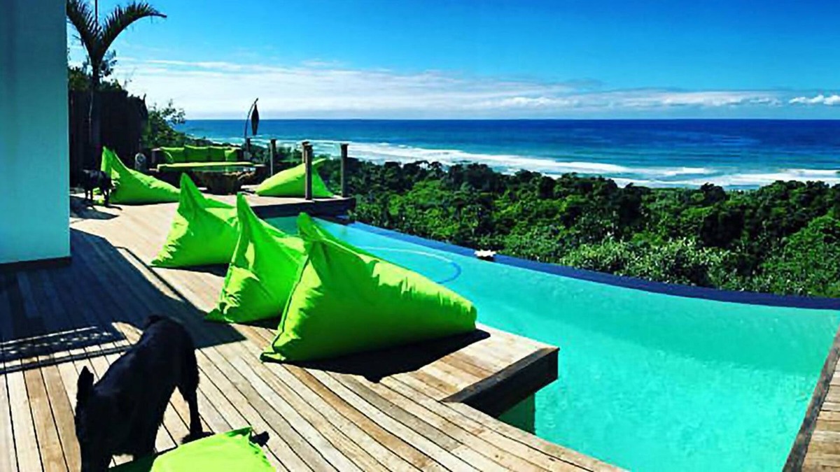 Trafalgar House | Nakai Beach