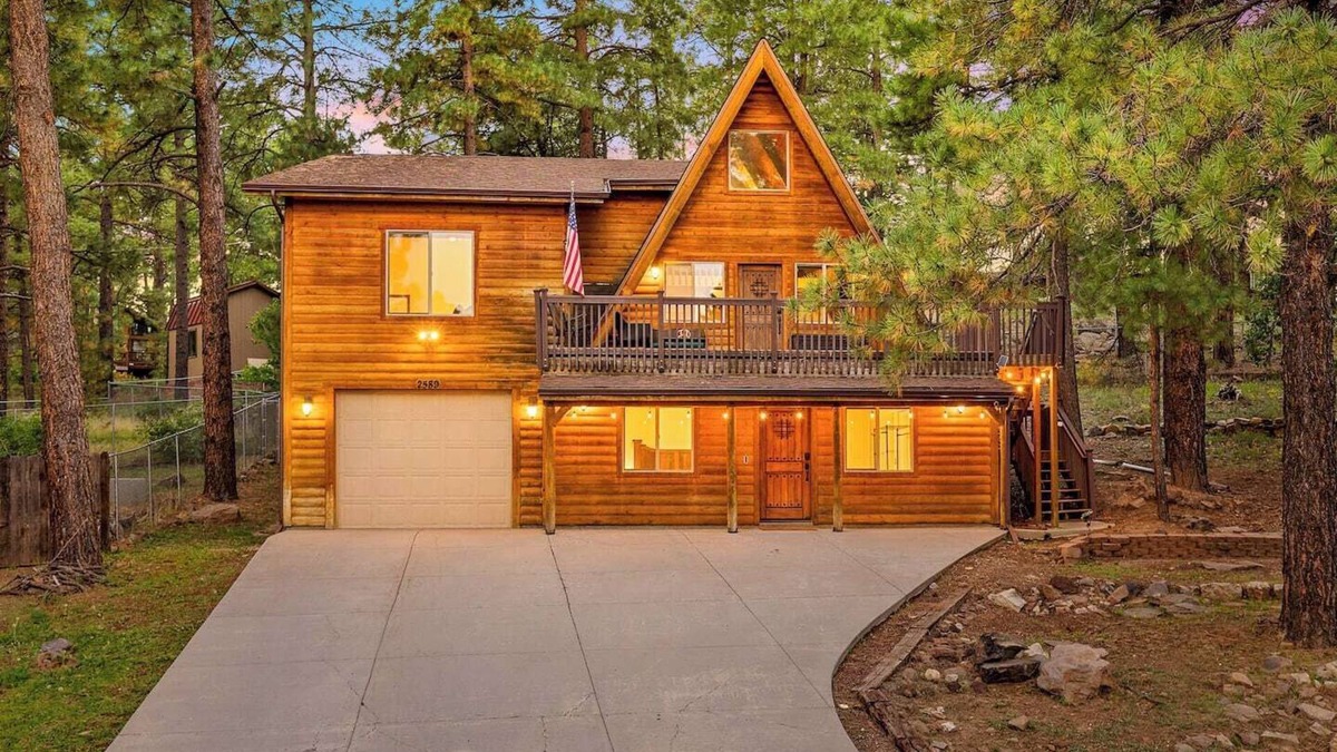 Kachina Village Cabin | Nakai Trail Vacation Rental | 4-BR A-Frame in Kachina Village, Flagstaff | Loft Firepit Game Rm Sauna New Bathroom
