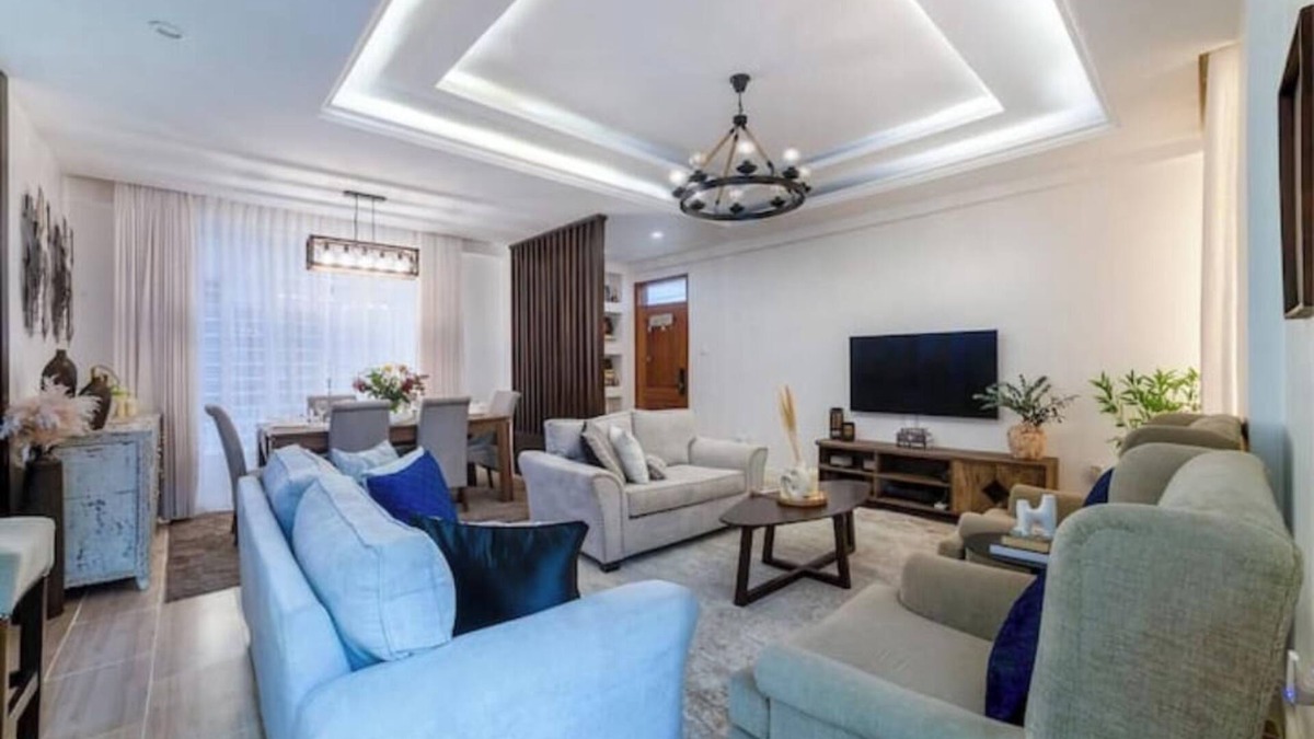 Parklands Apartment | Nana's Haven - 4BR Parklands