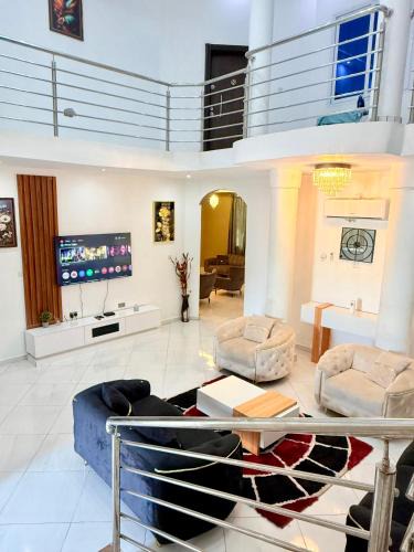Kumasi Villa | Nanani Luxury Villa - 3 Bedrooms