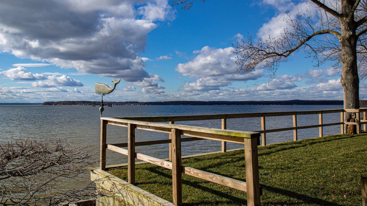 North East House | Nancy’s Touch, A Waterfront Paradise!