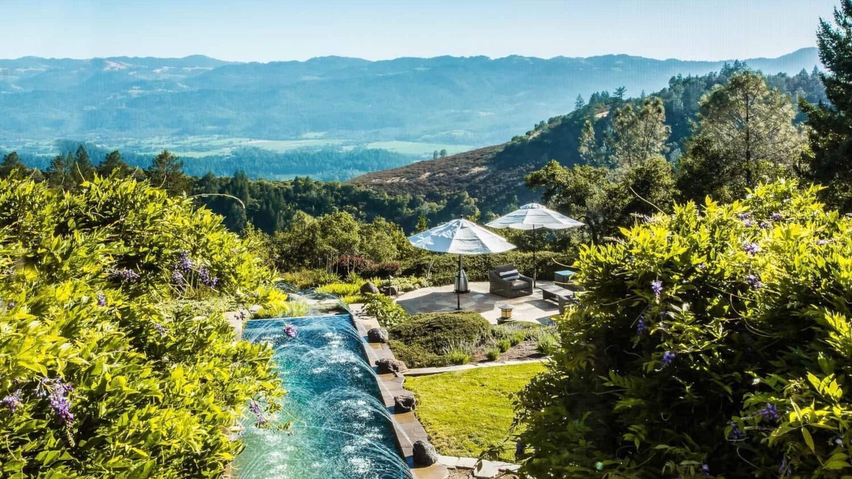 Angwin House | Napa Valley Vineyard View Estate