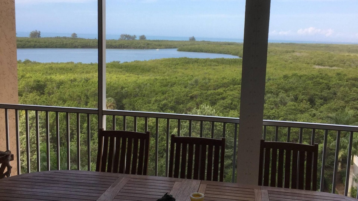 Vanderbilt Beach Condo | Naples Condo-Georgeous 4br Fabulous Views of The Gulf