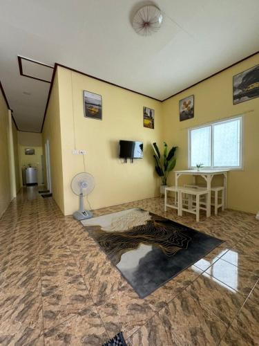 Narathiwat House | Narathiwat Homestay rumah kuning