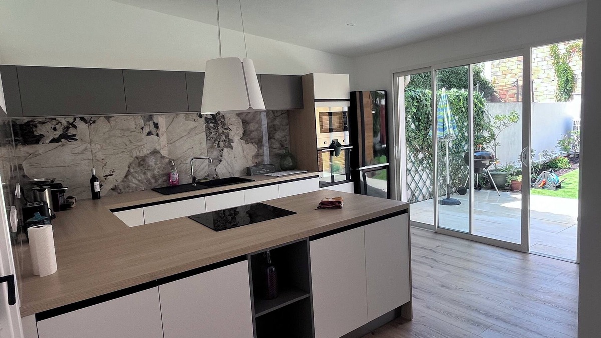 Narbonne House | Narbonne house, ideal for large buffets with swimming pool and air conditioning