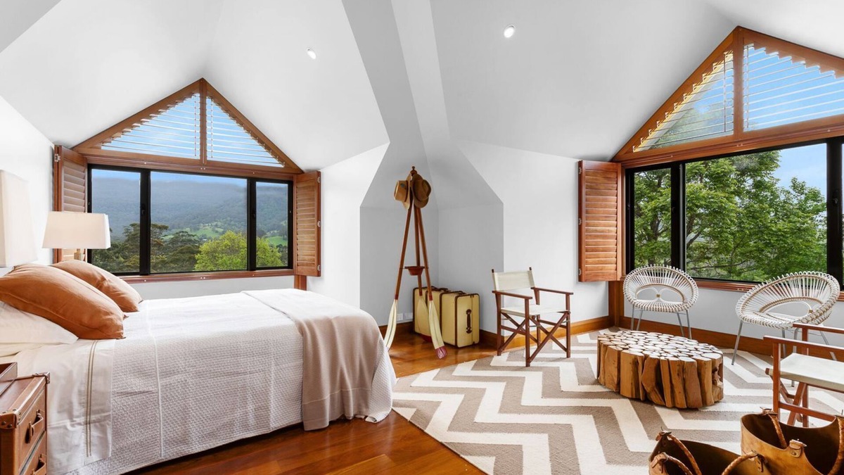 Broughton Vale House | Narnia - Enjoy a discount all year round!