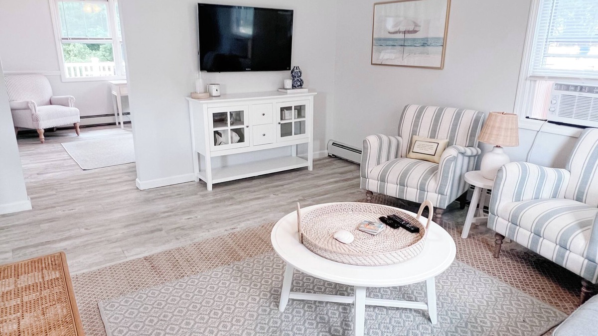 Bonnet Shores House | Narragansett Beach Escape - spacious and newly updated, short drive to beach!