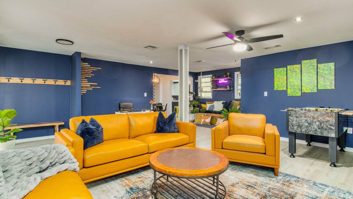 Pensacola House | NAS, Pensacola Beach, Pool House -20mins to both beaches