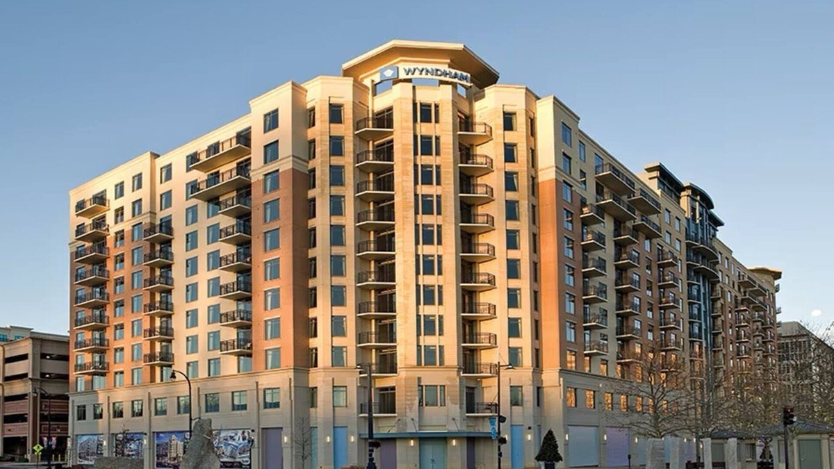 National Harbor Resort | Nat'l Harbor MD’s Innovative Waterfront District near Wash DC 2BD/2BA w Balcony
