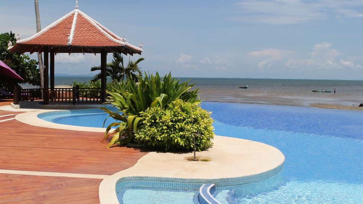 Kampot Resort | Nataya Roundhouse Coral Bay Resort and Spa