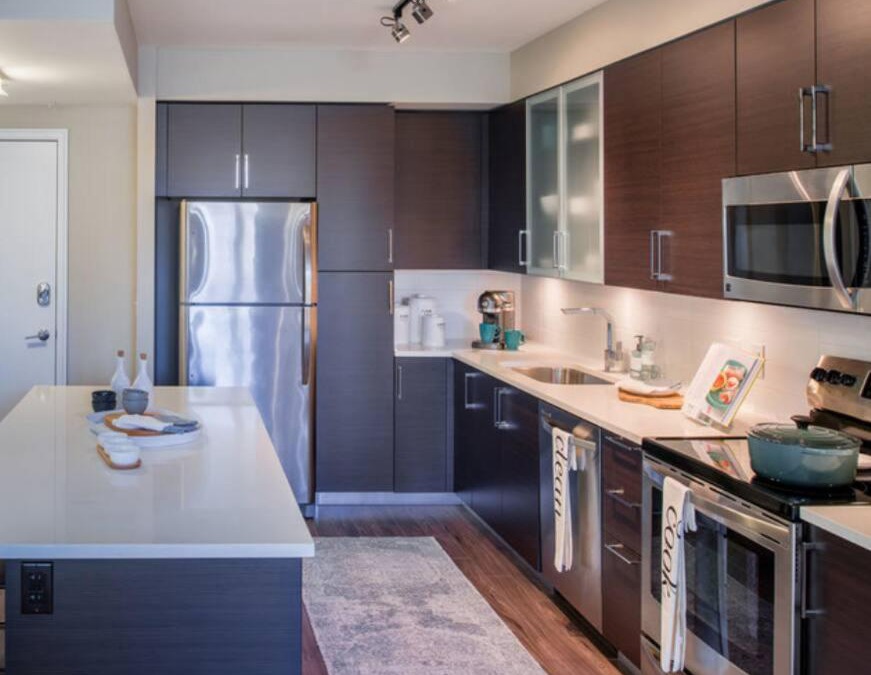 Aurora Highlands Apartment | National at Pentagon