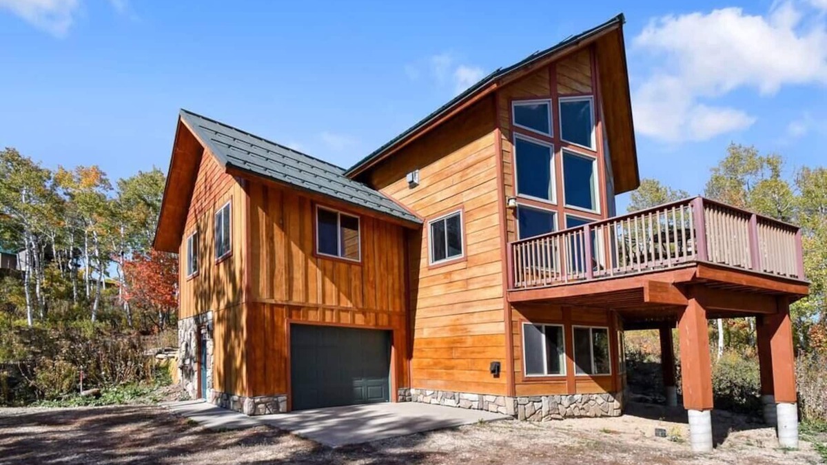 Tollgate Canyon House | Native Retreat Cabin