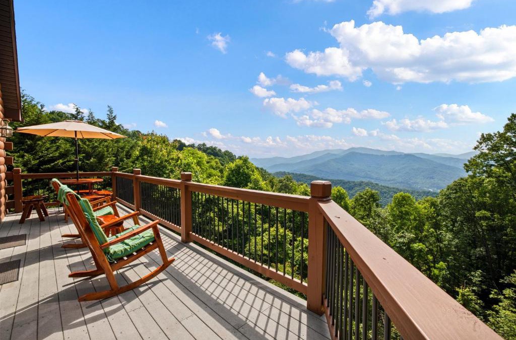 Bryson City House | Native Winds Luxury Cabin Rental