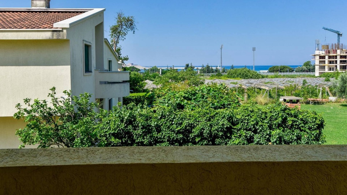 Zeljeznica Apartment | Nature and Sea View Studio Flat w Balcony in Bar