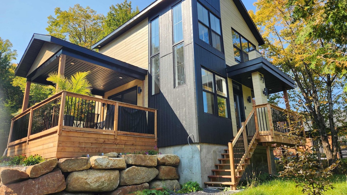 Saint-Brigitte-de-Laval House | Nature - Comfort & SPA - Chalet Moderno