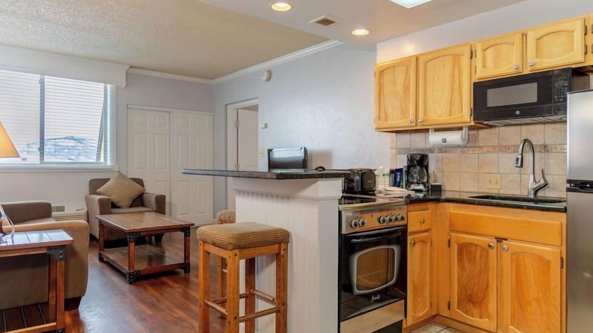 Steamboat Springs Apartment | Nature Getaway! Relaxing Unit w/Amazing View | Close to Downtown