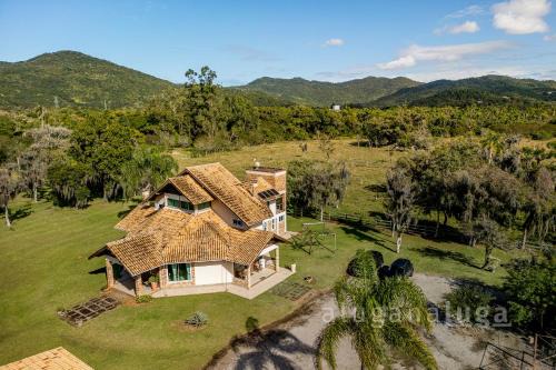 Florianopolis House | Nature Hideaway – Comfort and Peace