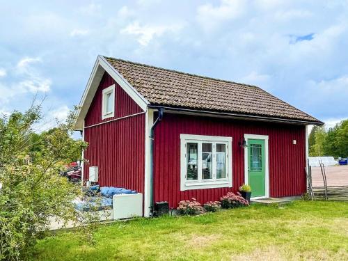 Berga House | Nature Retreat on Farm in Berga