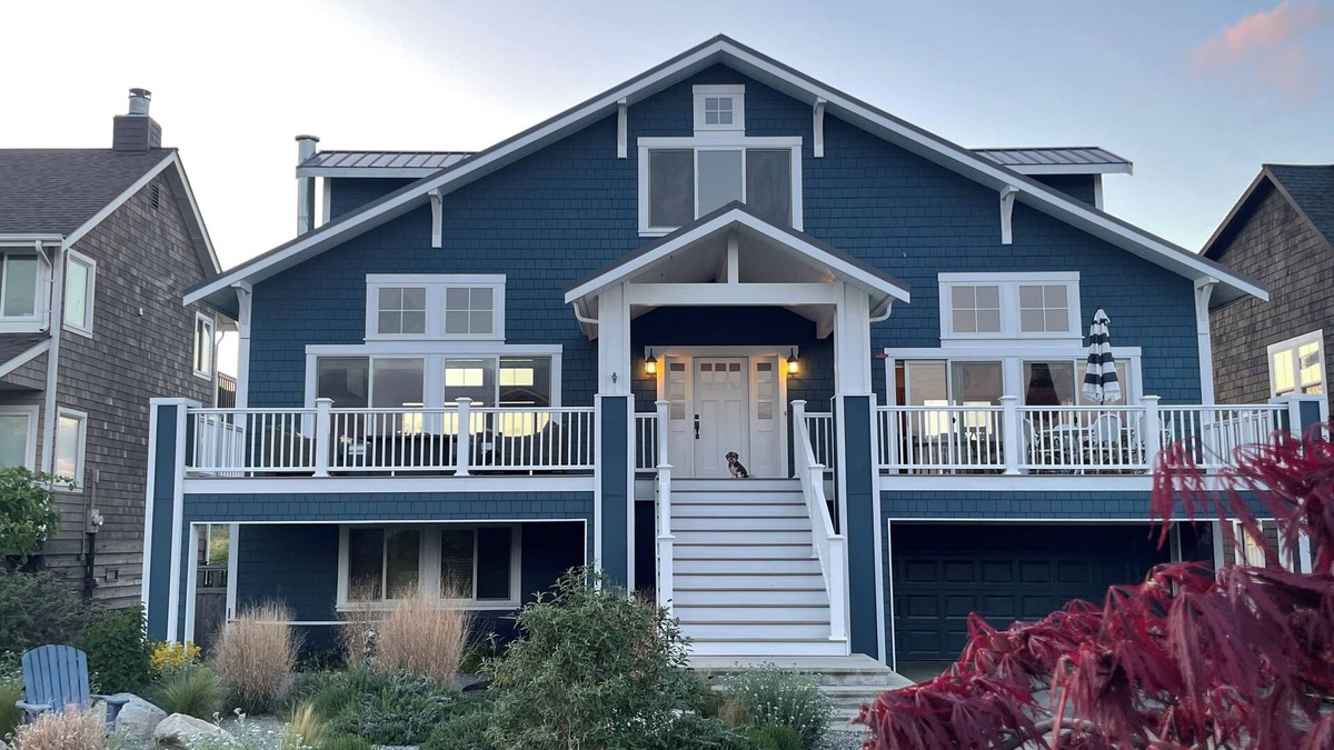 Freeland House | Nature’s Nook-Nestled Near Beach and Deer Lagoon 3-bedroom house, Freeland