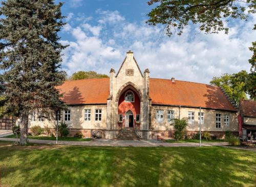 Naumburg House | Naumburger Wein & Sekt Manufaktur - Pension 1824