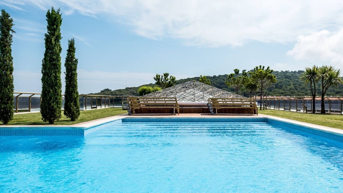 Platja d'Aro Apartment | Nautic Palace Apartment with pool + parking + Air Conditioning near the sea