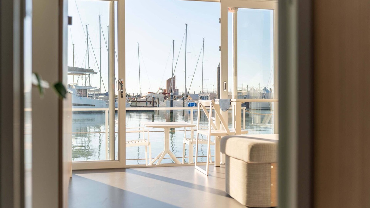 Rimini House | Nautilus 9 - Nomastay House BoatsHouse Boats