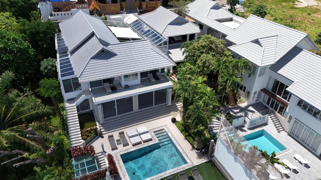 Patong Villa | Nautilus Villa Phuket