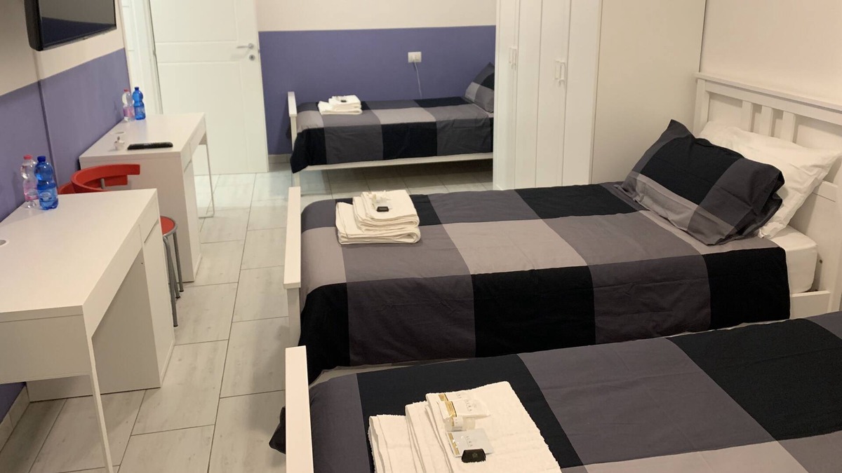 Stadera Apartment | Navigli District - Bright apartment with balcony Free Parking & Wi-Fi