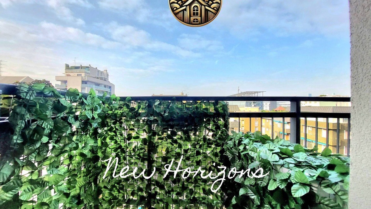 Lorenteggio Apartment | [Navigli San Babila] NEW Penthouse Studio with Balcony and Air Conditioning