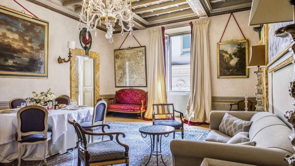 Rione VI Parione Apartment | Navona Luxury and Historical Apartment
