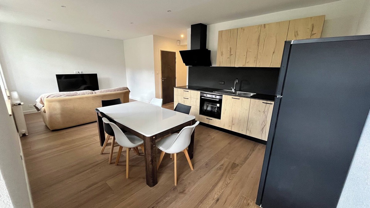 Damprichard Apartment | N°9, in the heart of the Haut Doubs tourist region, 10 minutes from Switzerland