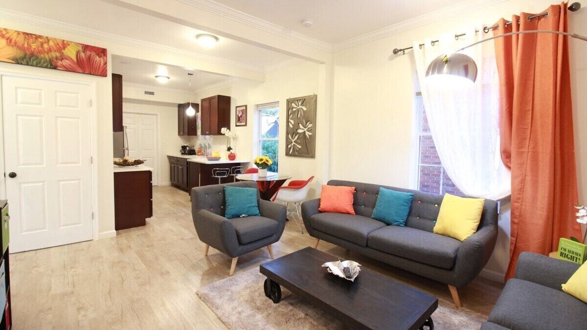 Mount Rainier House | NE 2BR 1 BT Comfort close to DC & Catholic UNV