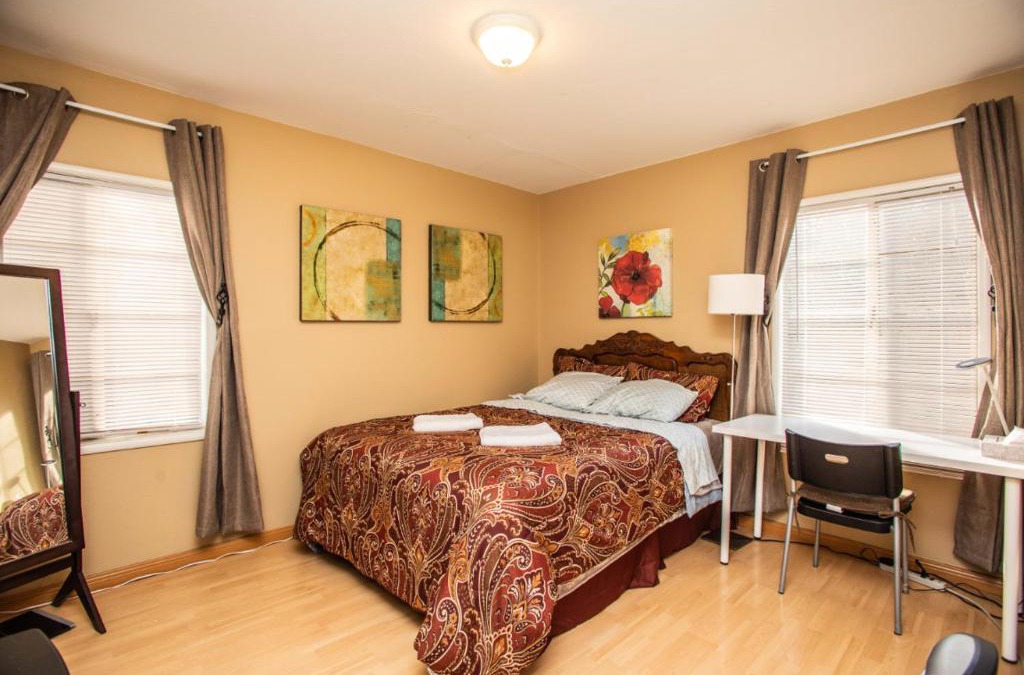 Rancho Rinconada House | Near Apple Campus Bedroom/Shared Bath