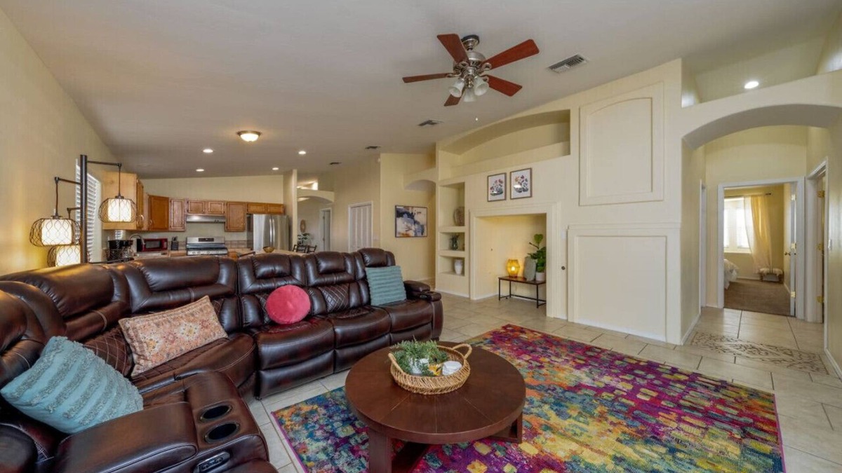 Drexel Heights House | Near Casino | 4 BR 2 BA | Sleeps 8 | Spacious